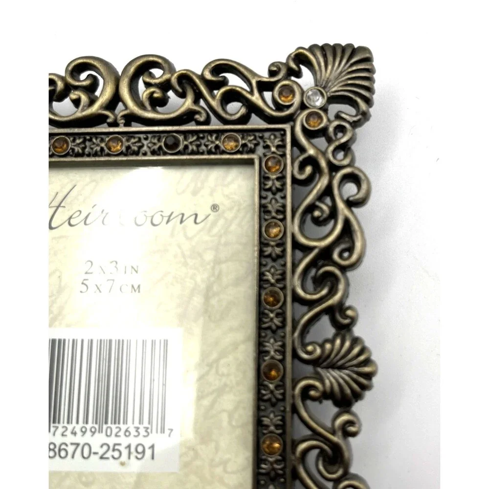 Heirloom elegant small